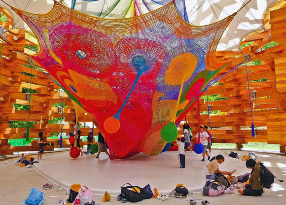 Customized Rainbow Climbing Rope Net Play Hand Indoor Playground Crocheted Climbing Net