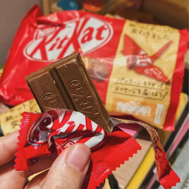 Japanese Chocolate Sweets nestles Exotic Snacks Kit Kat Kitkat Sandwich Chocolate Candy