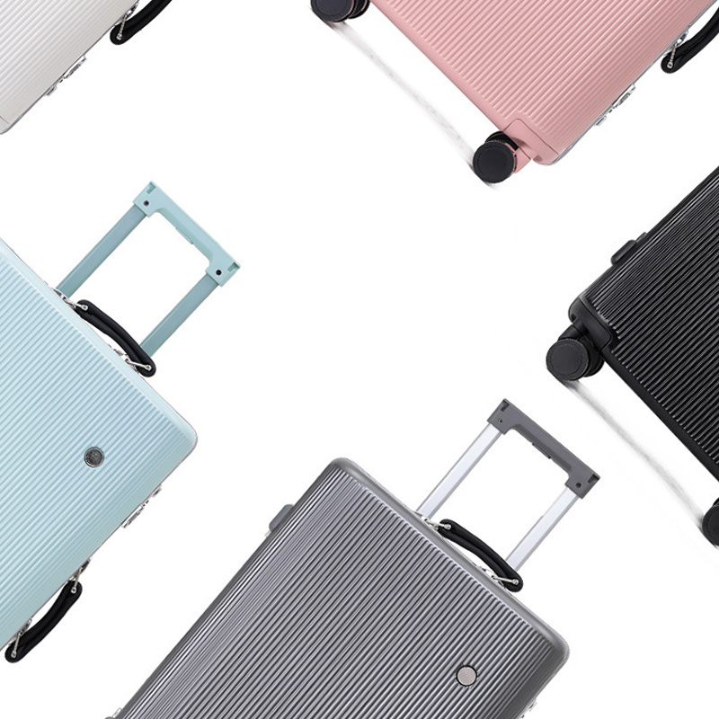 AM08 Wholesales durable aluminum frame pilots suitcase 20