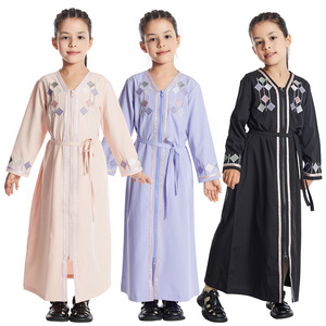 Wholesale Embroidery v Neck Zip Long Sleeve Maxi Teenager Ethnic Coat Thobe Robe Children Kids Abayas Girls Abaya Muslim Dress