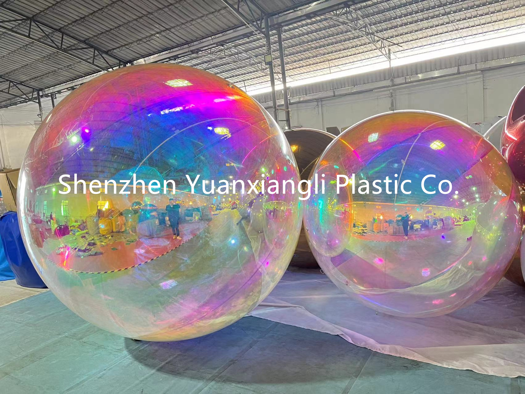 Hot sale inflatable big flash ball pvc reflective ball/inflatable Christmas mirror ball/illusion big balloon