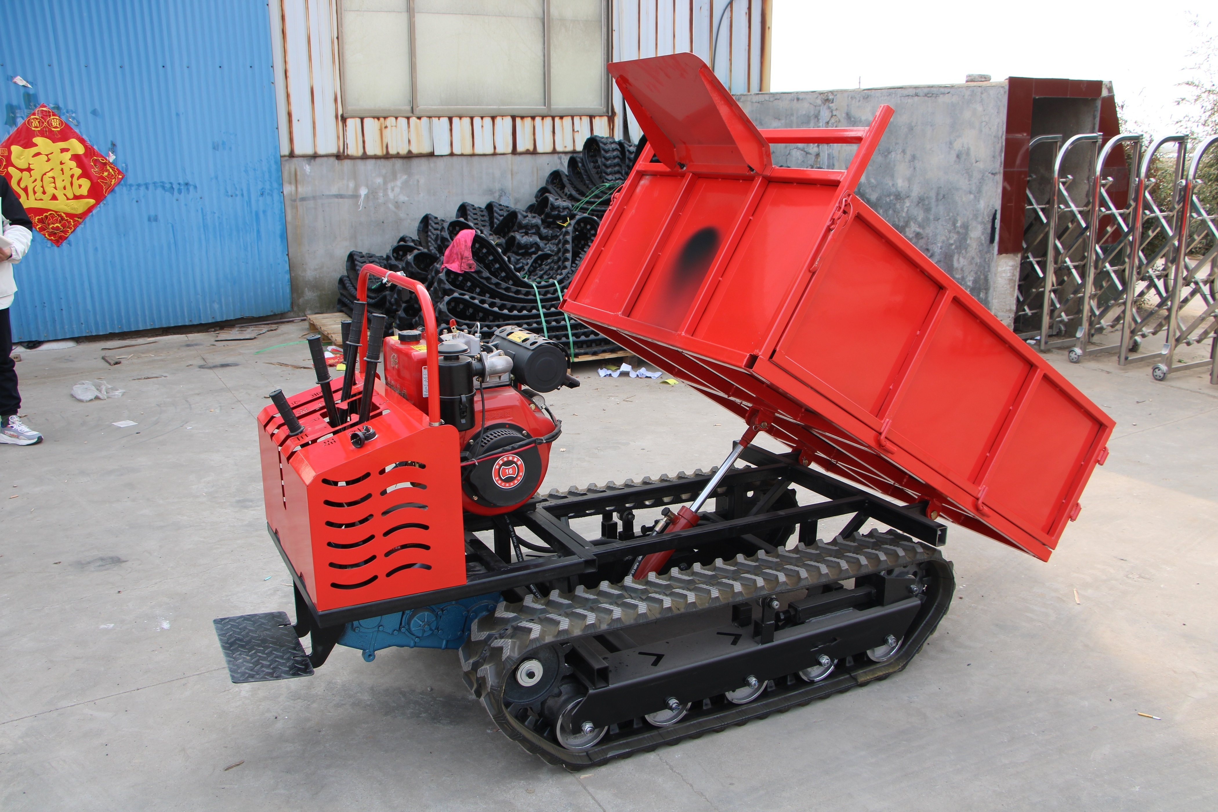 Free Shipping Mining Track Transport Vehicle 1500kg Small Crawler Dump Truck For Agriculture