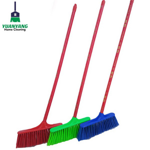 Lightweight Indoor Plastic Material Push Sweeper Broom Home House Cleaning Broom Brush With Feathered Bristles Floor Broomstick