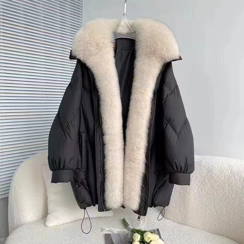 2022 new detachable big fox fur light weight collar down white women's winter down jacket with fur