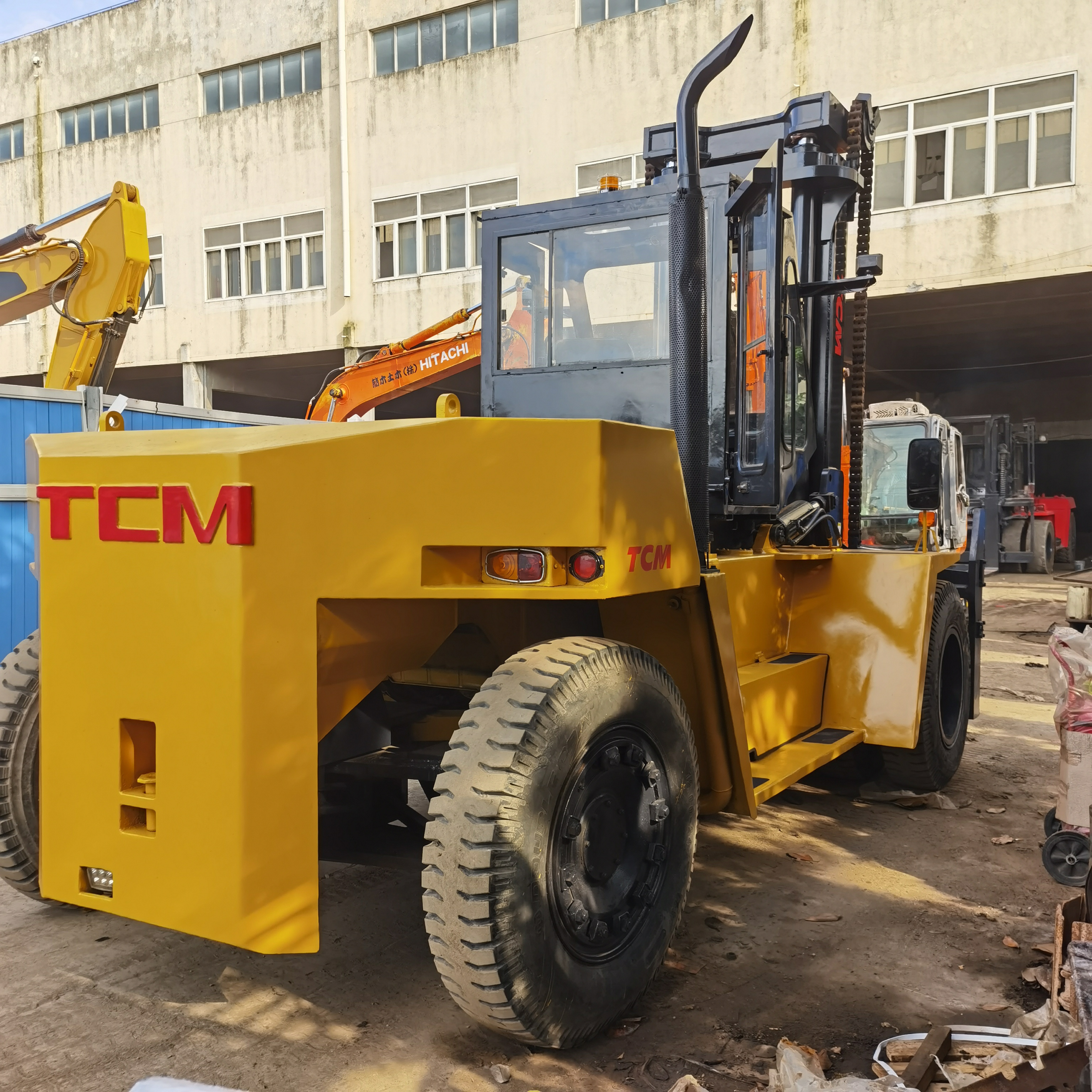 Japan TCM FD150s FD200 diesel 15 ton 20ton with ISUZU engine second hand forklift on sale in Shanghai