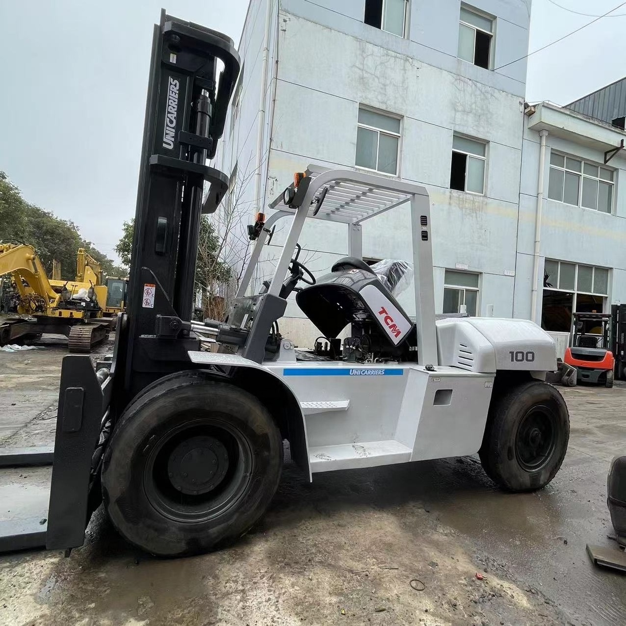 low working hours second hand used 10ton 15ton japanese forklift truck good price in excellent condition