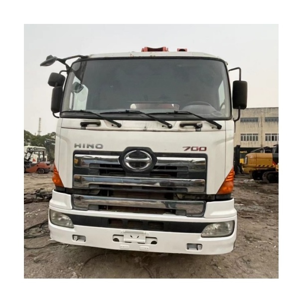 used sany concrete mixer truck with pump with hino 700 chassis for sale