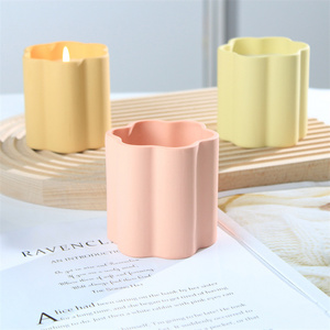 China suppliers flower shape empty candle vessels ceramic matte luxury candle jar for home decoration