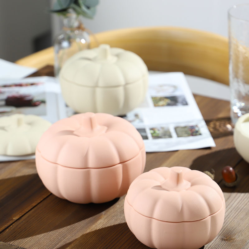 Home decoration matte ceramic fragrance soy wax candle container nordic ceramic pumpkin candle jar with candle