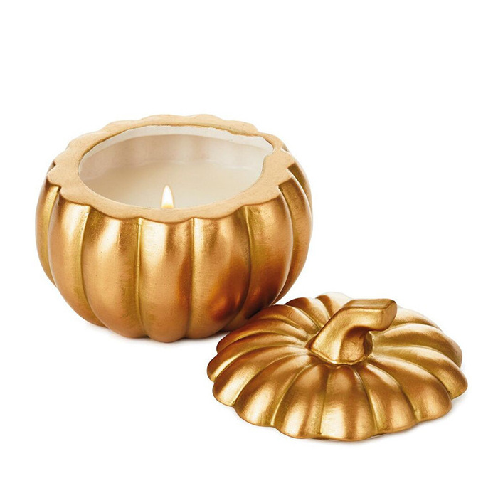 Customized ceramic pumpkin shape candle vessels luxury golden ceramic candle jar for home decoration