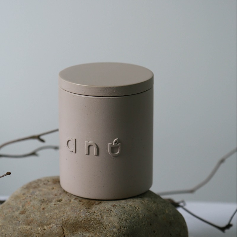 Popular Design Custom Logo Engraved Round Candle Containers Cement Concrete Candle Jars for Candle Making