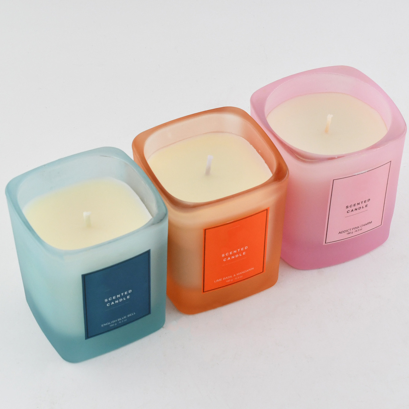 Wholesale Luxury Color 180g Soy Wax Scented Candle Square Thick Wall Glass Jar Scented Candles With Box For Home Decor