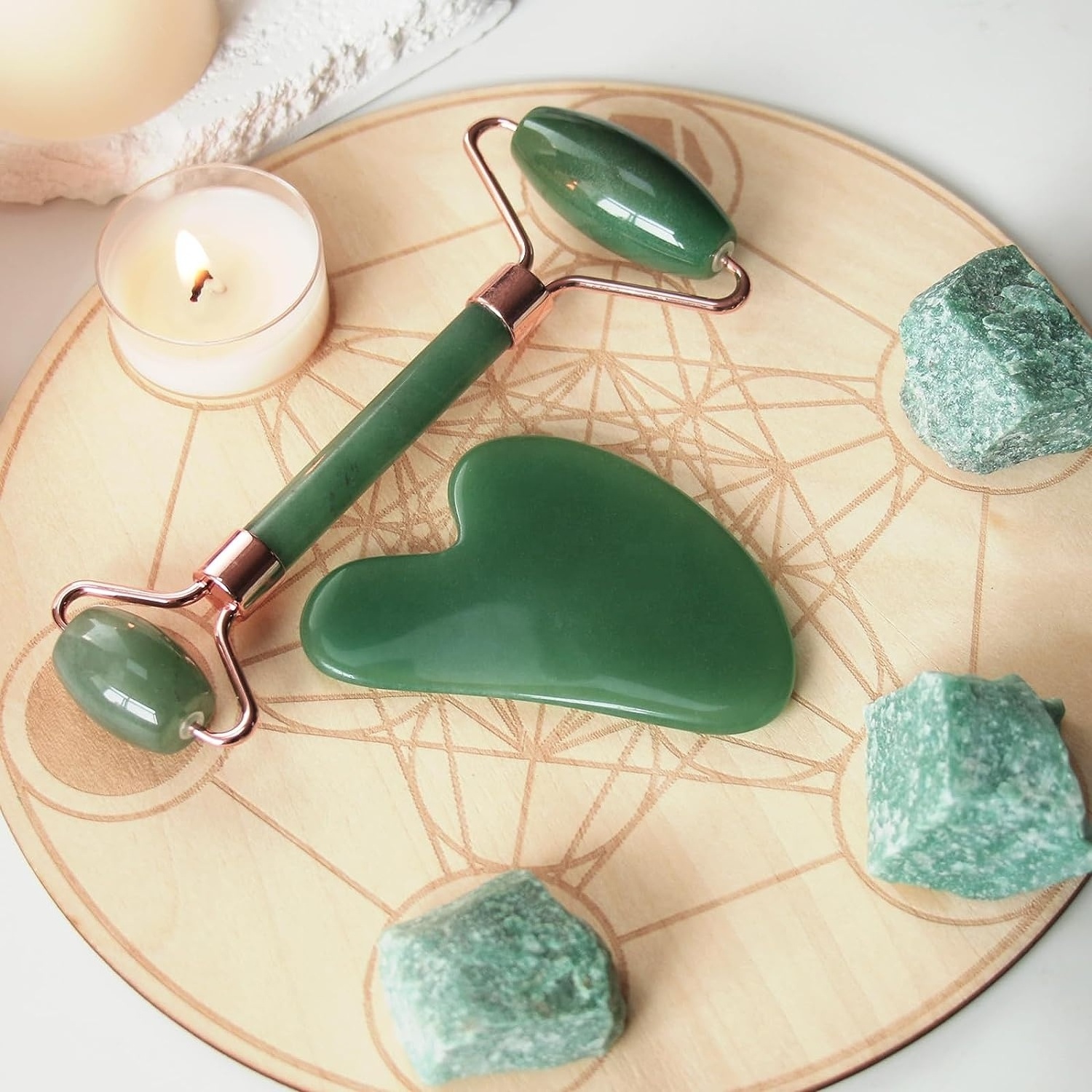 The most popular Anti Aging Facial Natural Green Jade Roller