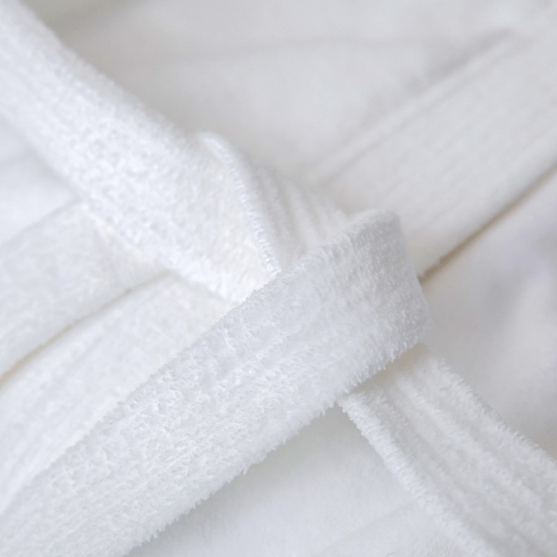 5 Star Hotel Bathrobe White Coral Velour Luxury Warm Velour Bathrobe Kimono Collar Hotel Bathrobe