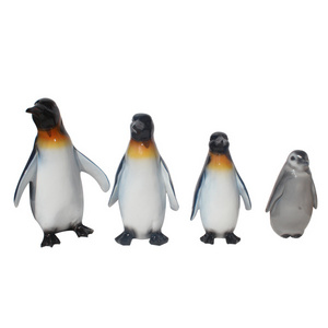 Outdoor Garden Customized Decorative Fiberglass Penguin Statues