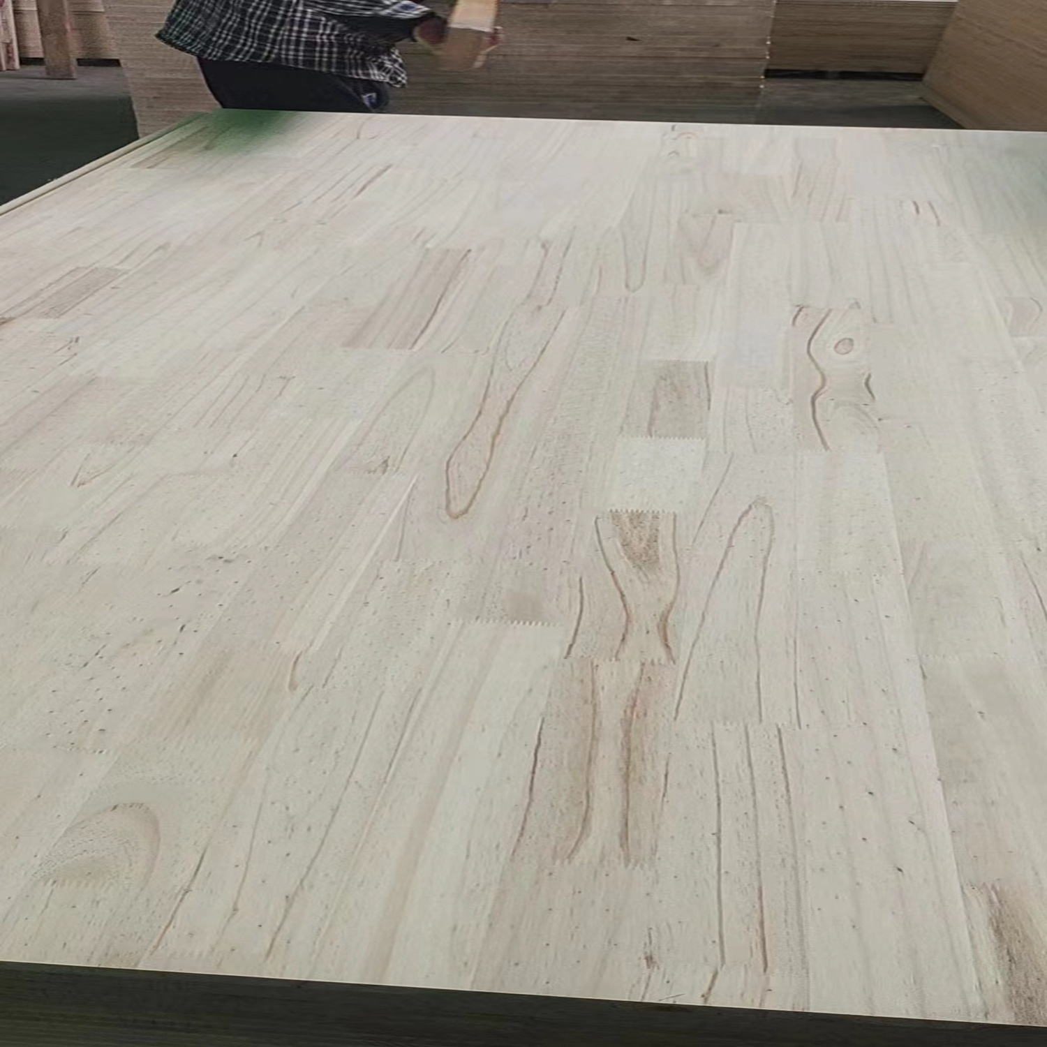 Quality Supplier: China's Big Factory Offers Good Price Bendable Flexible Plywood in Beech Wood BBCC Grade