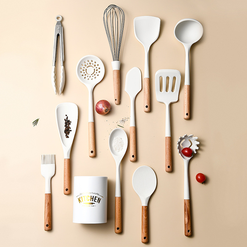 New Cream Wooden Handle Silicone Kitchen Set 12 Pieces Non-Stick Cooking Spatula Cooking Set