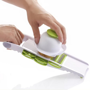 Multifunctional Kitchen Vegetable Slicer Mandoline Slicer Grater Set