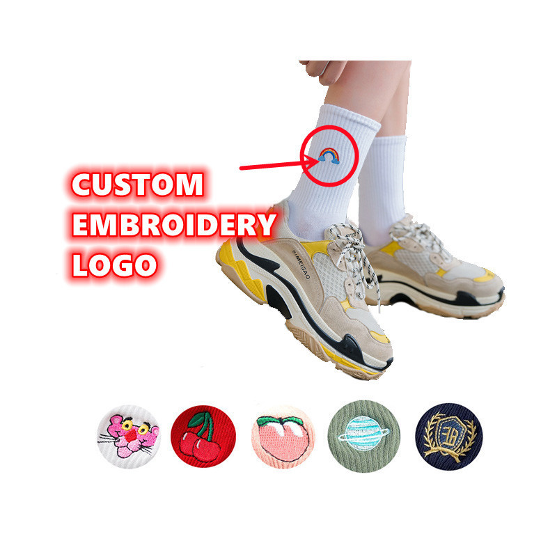 Yueli Wholesale Logo On Socks Manufacturer Fashion Cotton Men Women Custom Logo Designer Socks Embroidery Custom Socks