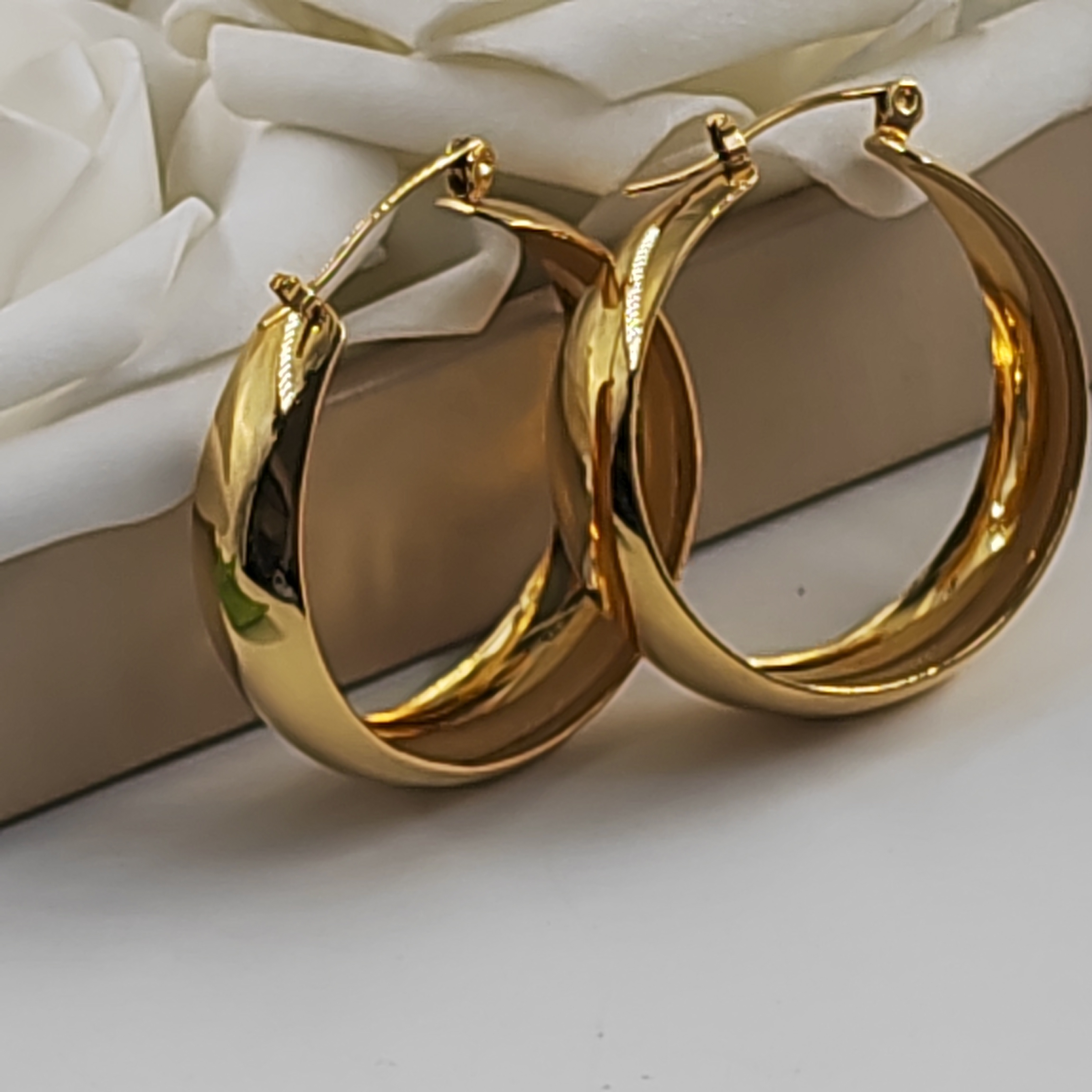 USENSET high quality big hoop earrings stainless steel minimalistic18k gold plated glossy finish earrings