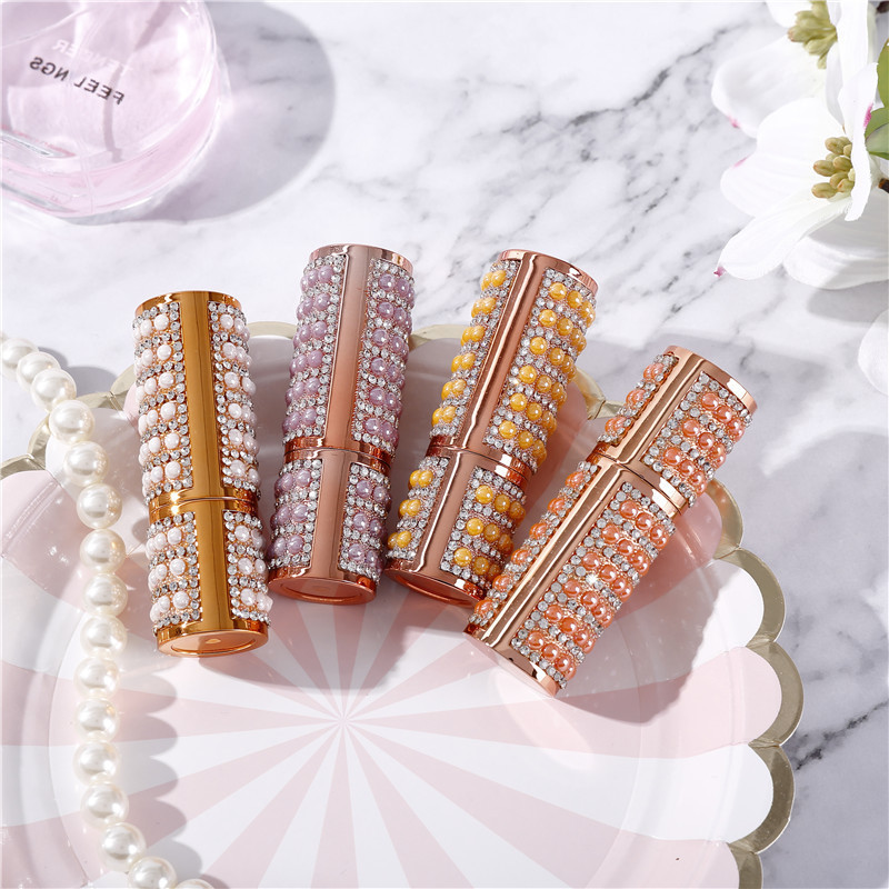 low moq 12.1 Luxury high quality round golden lipstick tube jewelry sparkle container packaging lip balm tube empty lipstick