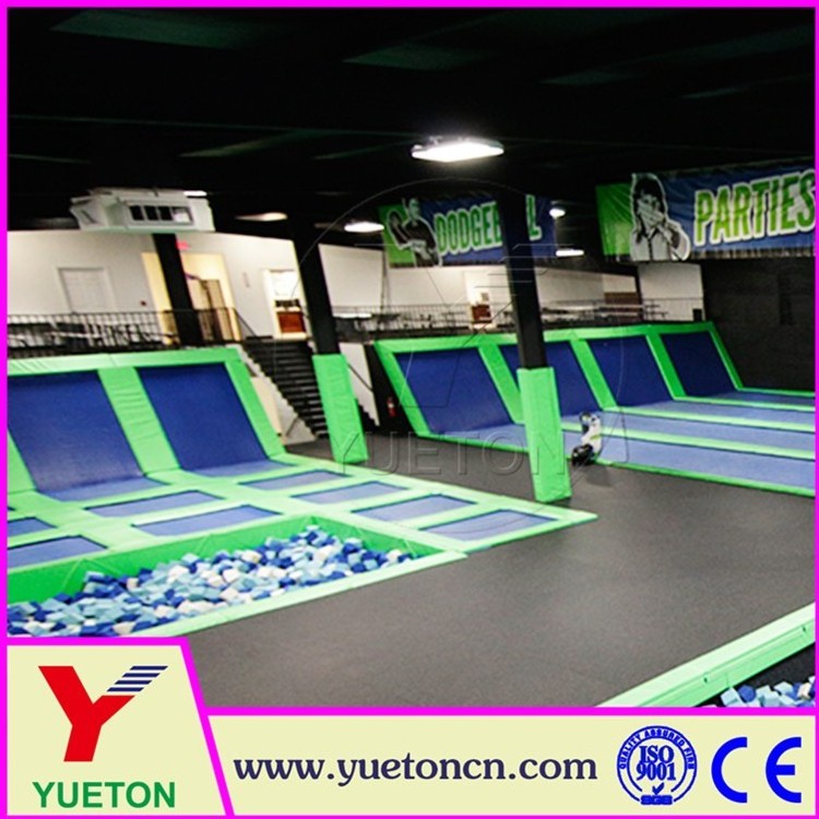 China Factory Acrobatics Equipment Jump Pad Roof Cover Trampoline Park