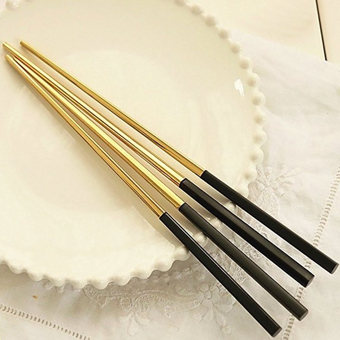 Korean dinnerware brands cheap stainless steel korean spoon and chopsticks