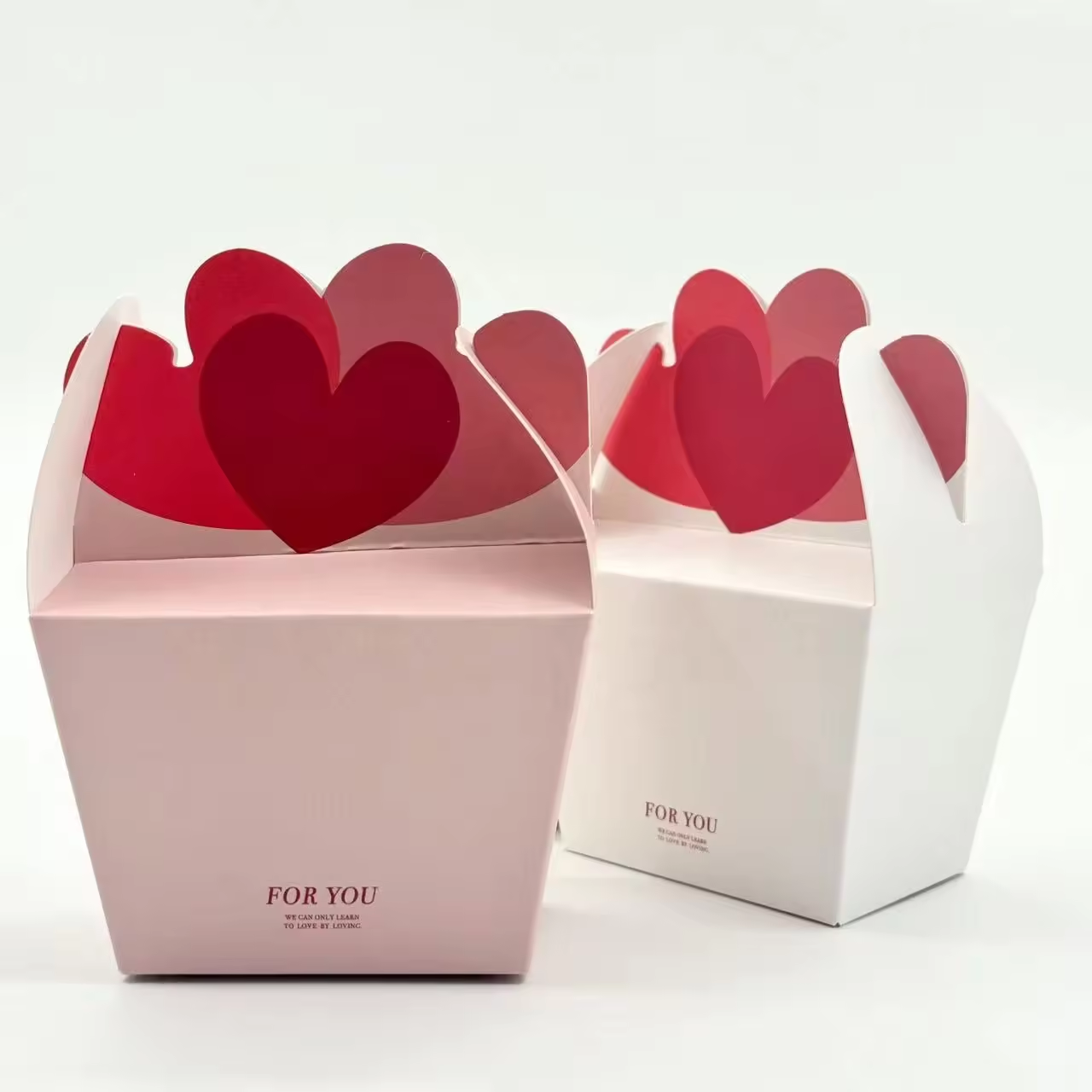 Ready-made pink love candy packaging carton wedding chocolate packaging foldable