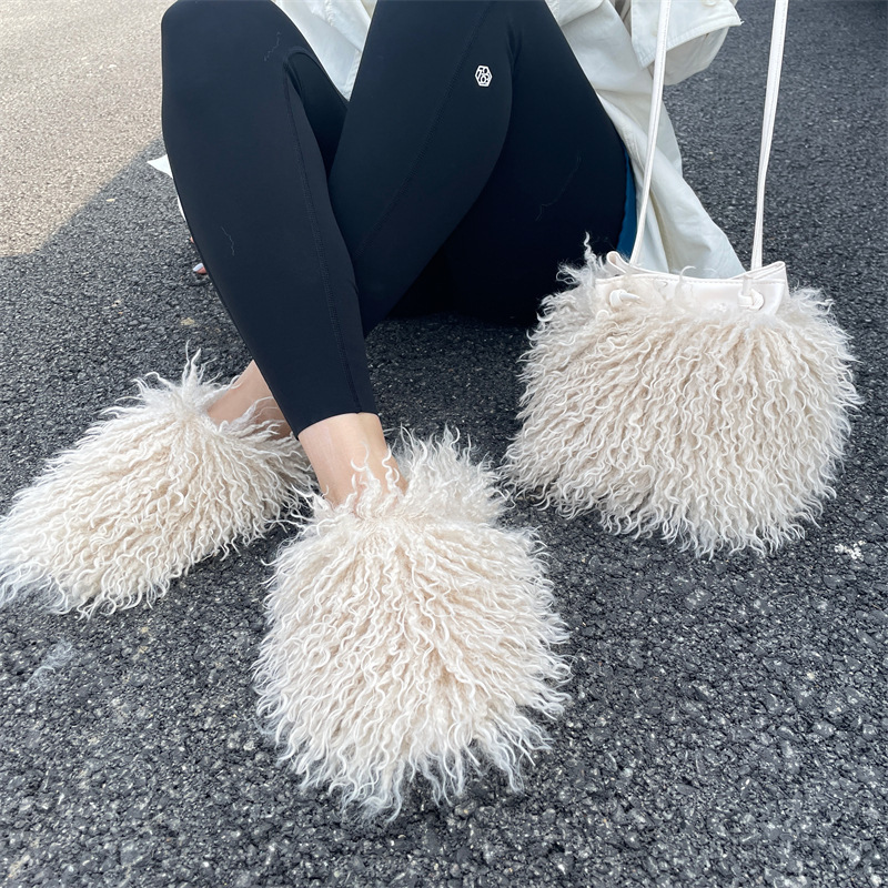 Fashion womans winter soft fuzzy mongolian fur slides slippers and bag sets