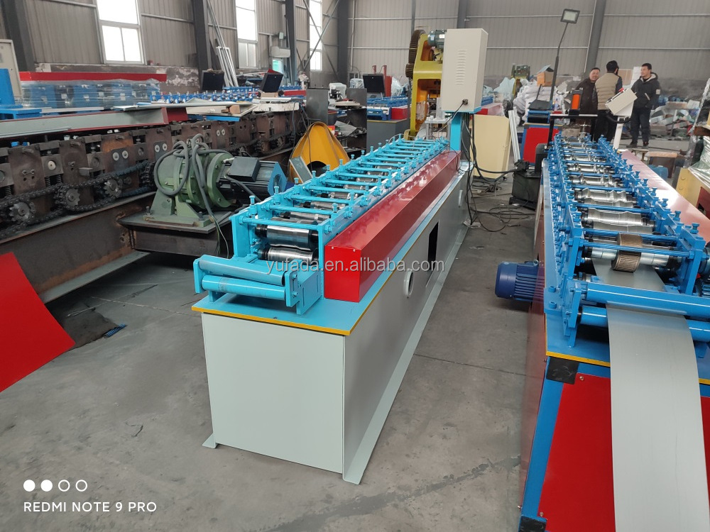 Automatically pressed galvanized metal plate roller shutter door frame pressed garage door panel cold bending equipment