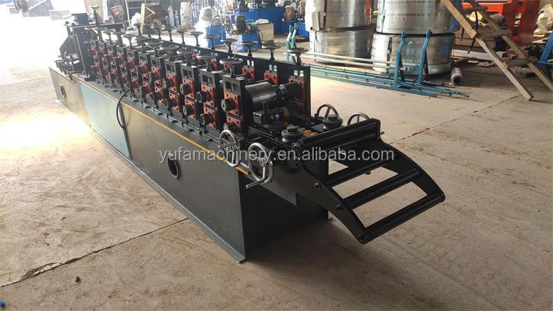 Customized U C Angle metal stud channel track drywall profile light keel roll forming machine