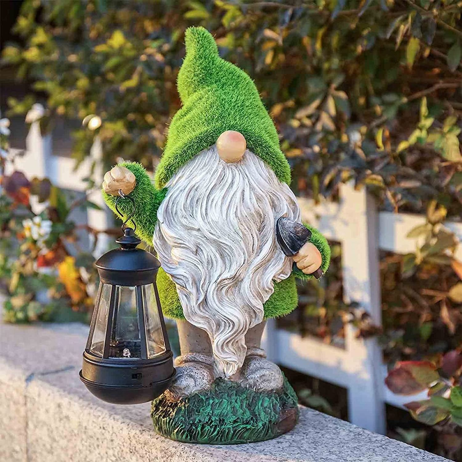 Outdoor Patio Lawn Yard Art Ornaments Flocked Garden Sculptures Handmade Resin Garden Gnomes Statue With Solar Light