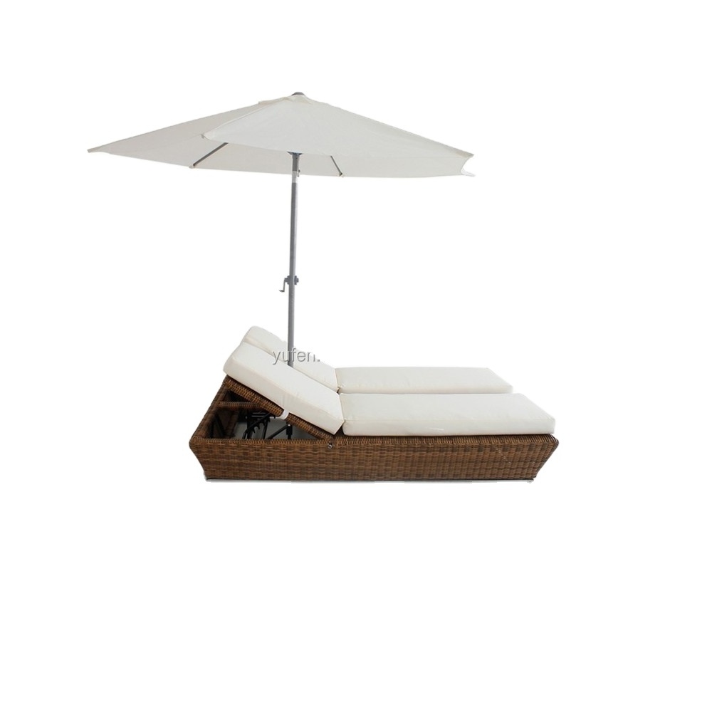 Good quality outdoor patio rattan furniture double chaise lounge sun loungers beach chair with umbrella