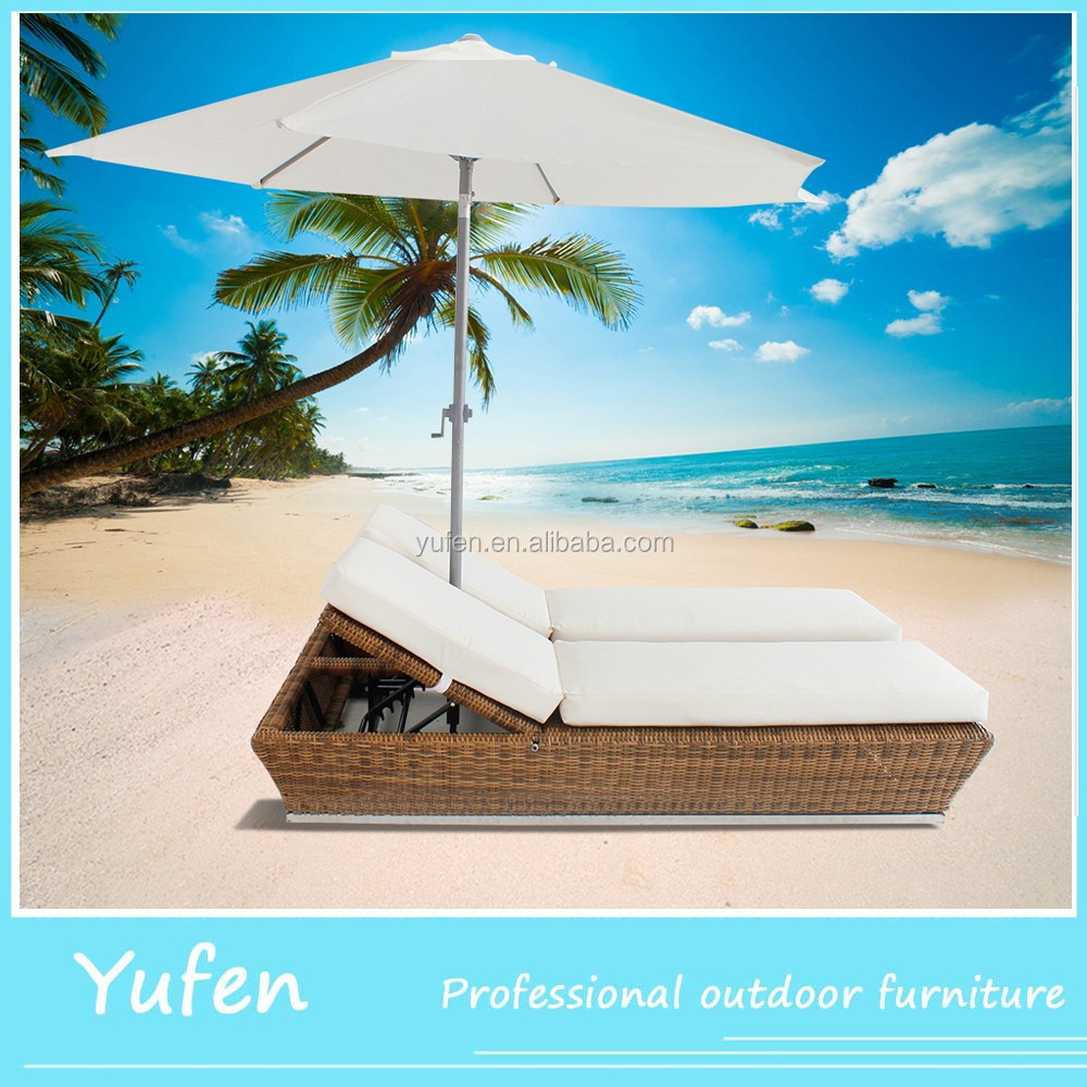 Good quality outdoor patio rattan furniture double chaise lounge sun loungers beach chair with umbrella