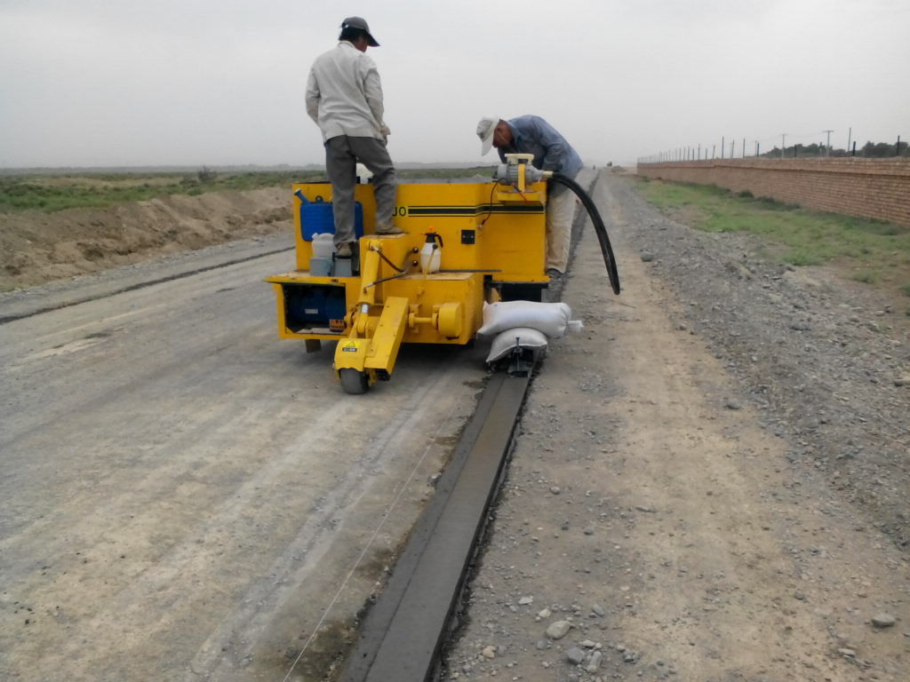 Concrete road construction curb making machine roll forming machine