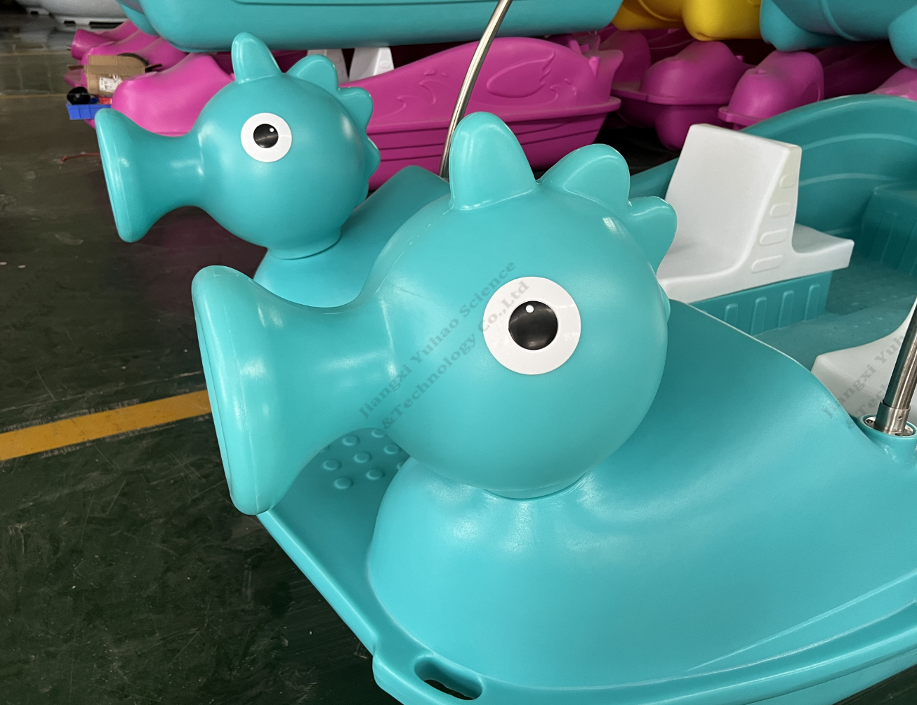 factory exports 4 people pedal boat water bicycle swan pedal boat goose boat for family amusement