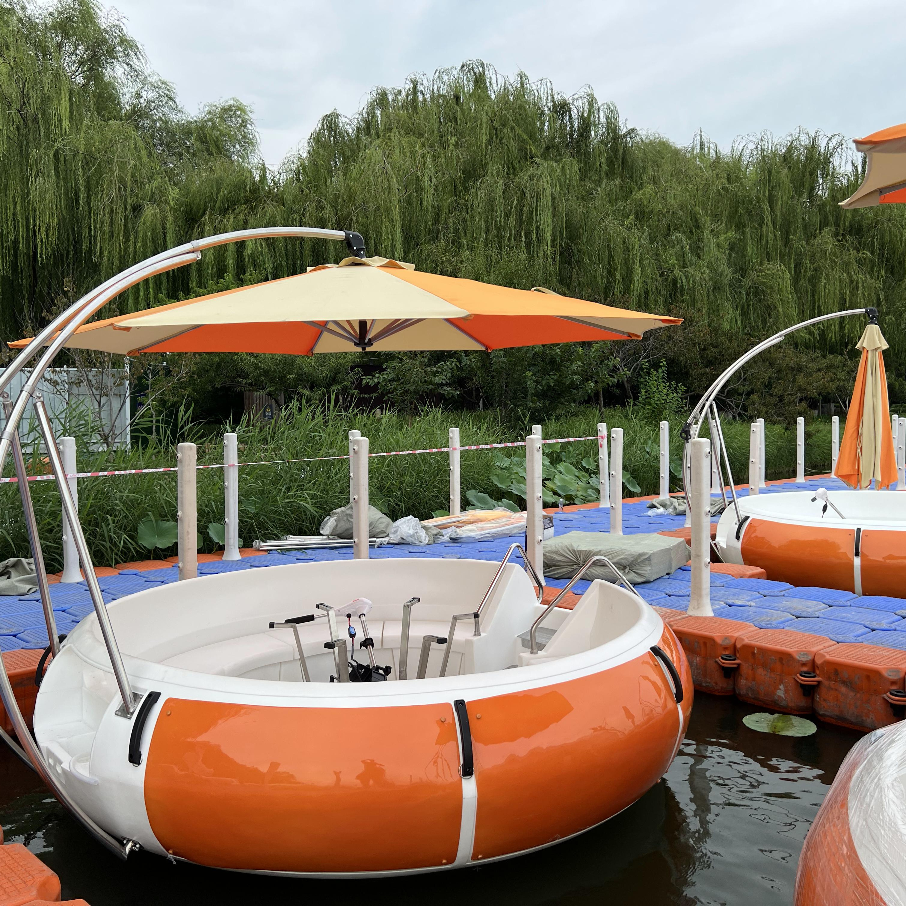 Party Grill Boat Multifunctional Floating Barbecue Restaurant Water Park Electric Leisure bbq Donut Boat