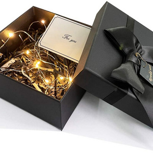 6 * 6 * 2.7 in Large Black Gift Box with Lid and LED string lights greeting card Shredded Paper Fill for Christmas