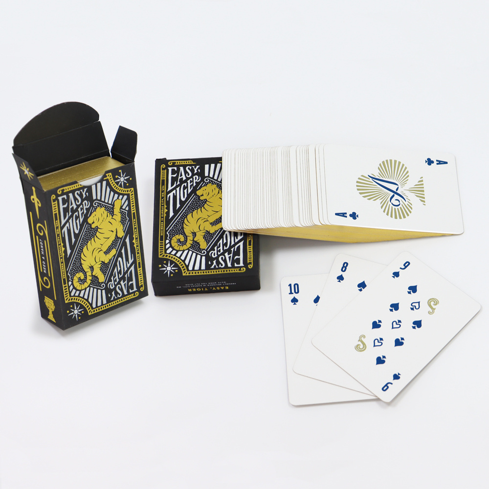 custom logo design original paper playing cards gold edge printing foil gold casino poker playing card deck with black box