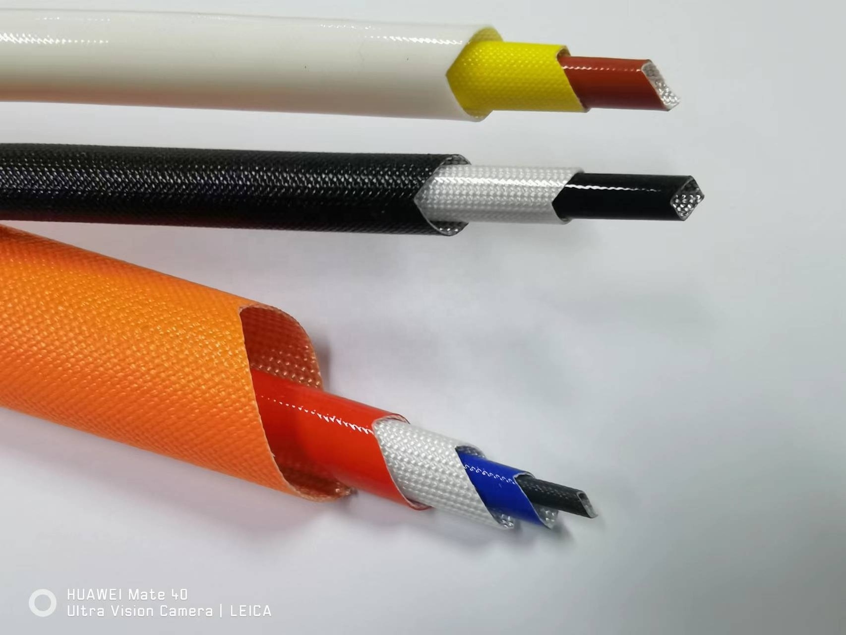 YUHUI 1200V colorful fiber inside silicone resin outside fiberglass sleeving fabric heat shrink tubing