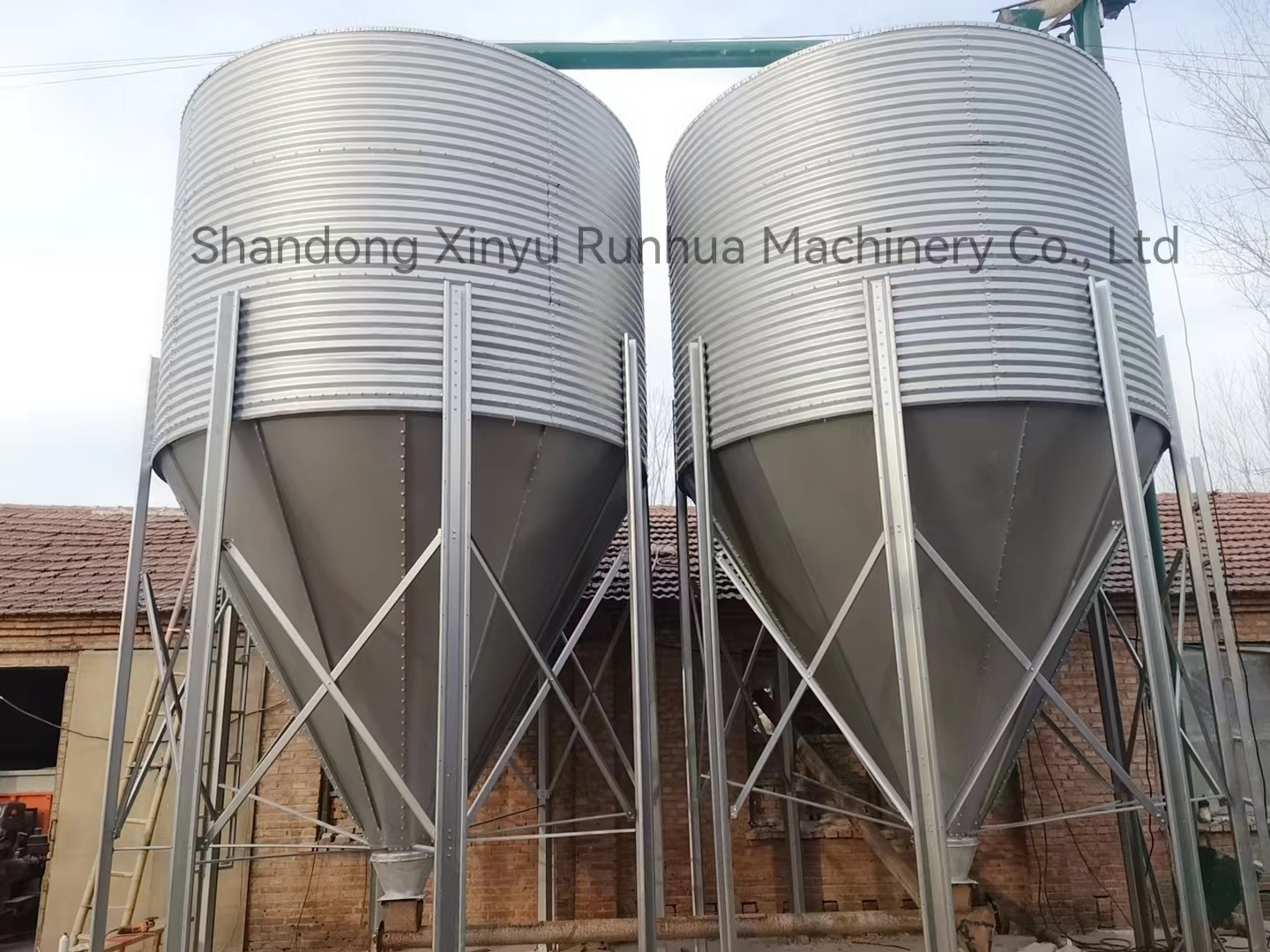 3-33ton Galvanized Steel Feeding Silo Poultry Farm Chicken Feed Silo For Sale