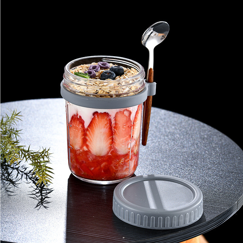 wholesale  hanging mason jar  empty round 400ml breakfast cup macaroon oatmeal milk cup light salad jar silicone spoon