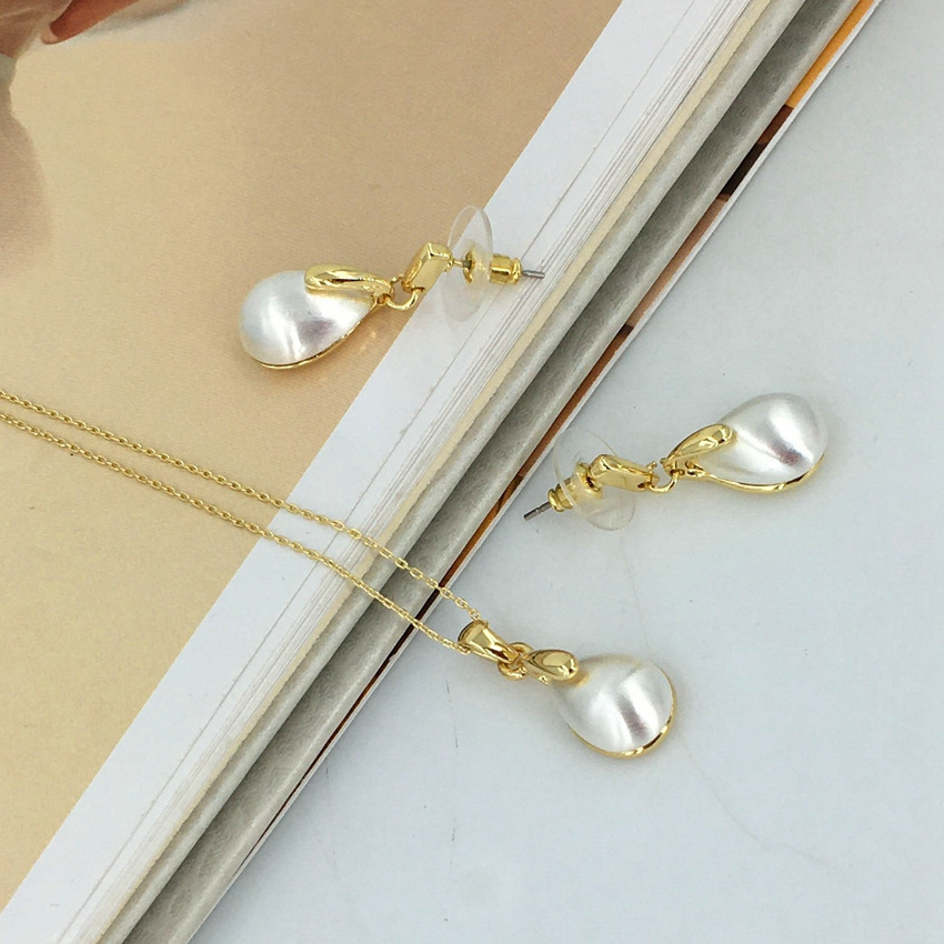 Yuminglai FHK12335 High Quality 18K Gold Plated Classic Stainless Steel Pendant Necklace Earrings Jewelry Set For Women