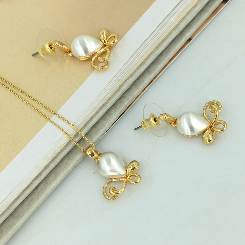 Yuminglai FHK12335 High Quality 18K Gold Plated Classic Stainless Steel Pendant Necklace Earrings Jewelry Set For Women