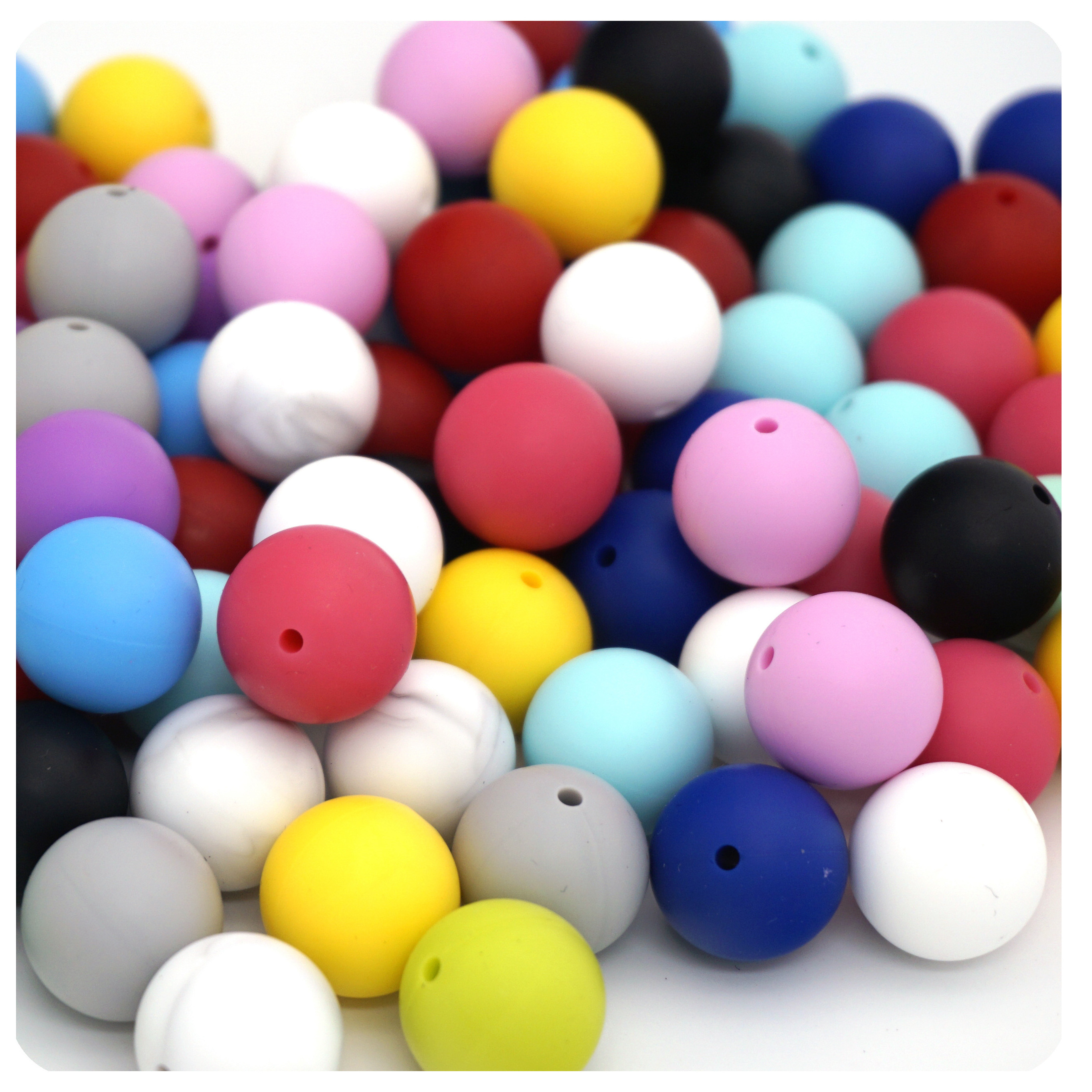 2024 Hot Selling Custom BPA Free Soft Round Loose Silicone Beads For DIY Teething Necklace Silicone Bead Wristlet Keychain