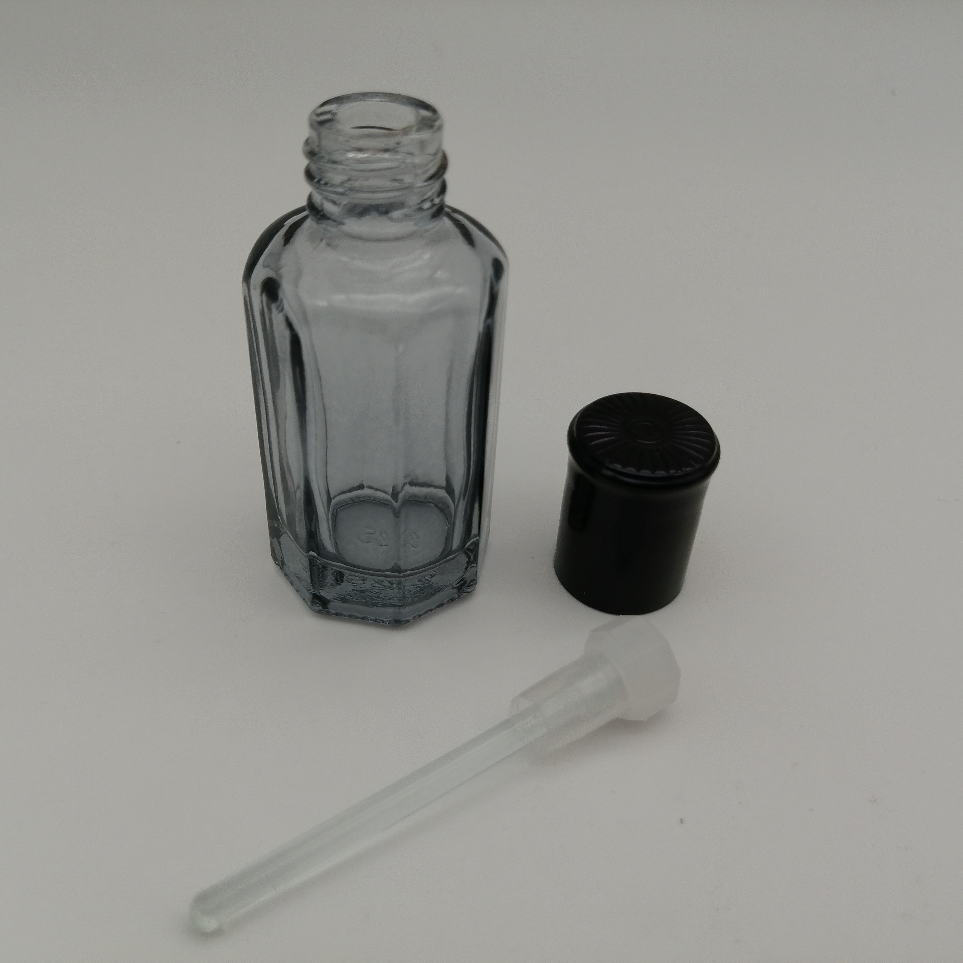 perfume bottle 3ml 6ml 12ml Transparent black spraying perfume oil attar bottles with plastic screw cap