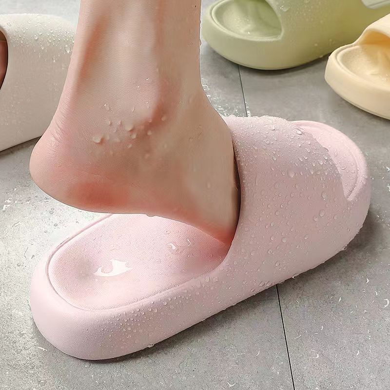 2023 new deodorant indoor thick soles step on cloud slippers wholesale female summer ordinary cool lovely eva Slipper