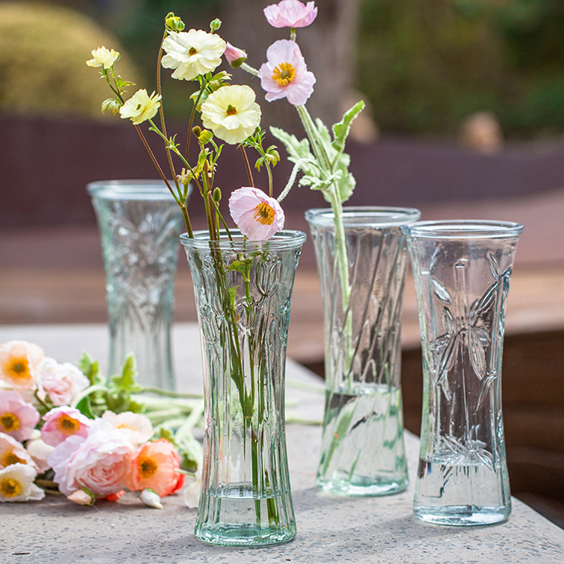 Clear Round TabletopThin Waist Twill Glass Flower Jar Glass Vase For Decoration