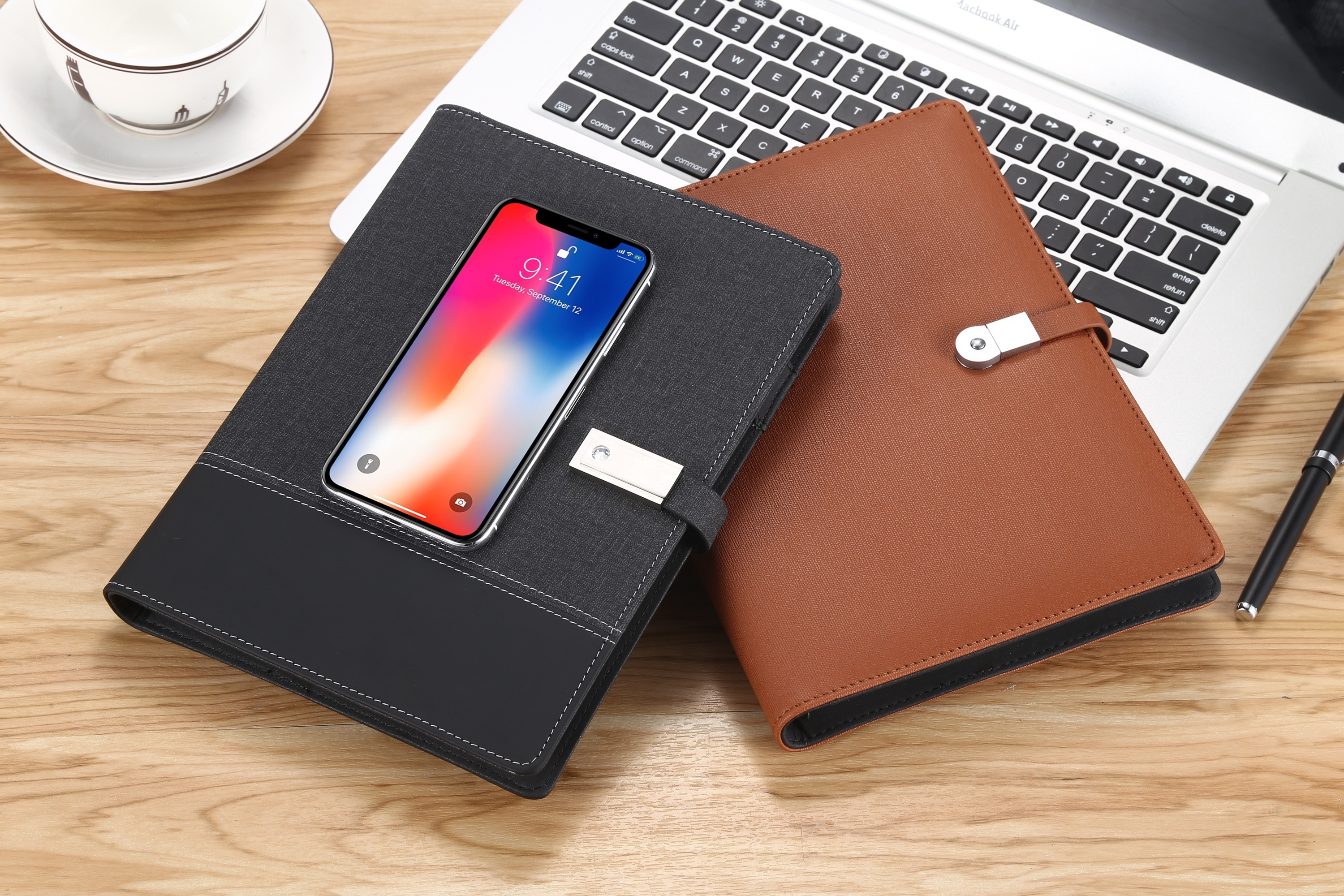 Good Quality 8000mAh Power Bank wireless charger Diary USB Flash Drive business leather Notebook