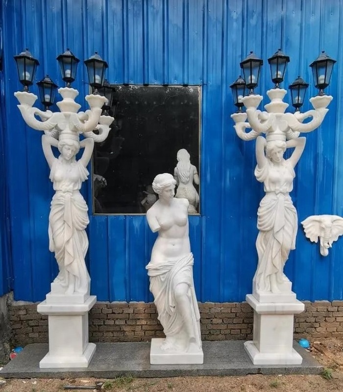 Modern Western Style Life-Size White Marble Lady Statue with Lamp Luxury Large Stone Column for Outdoor Decoration